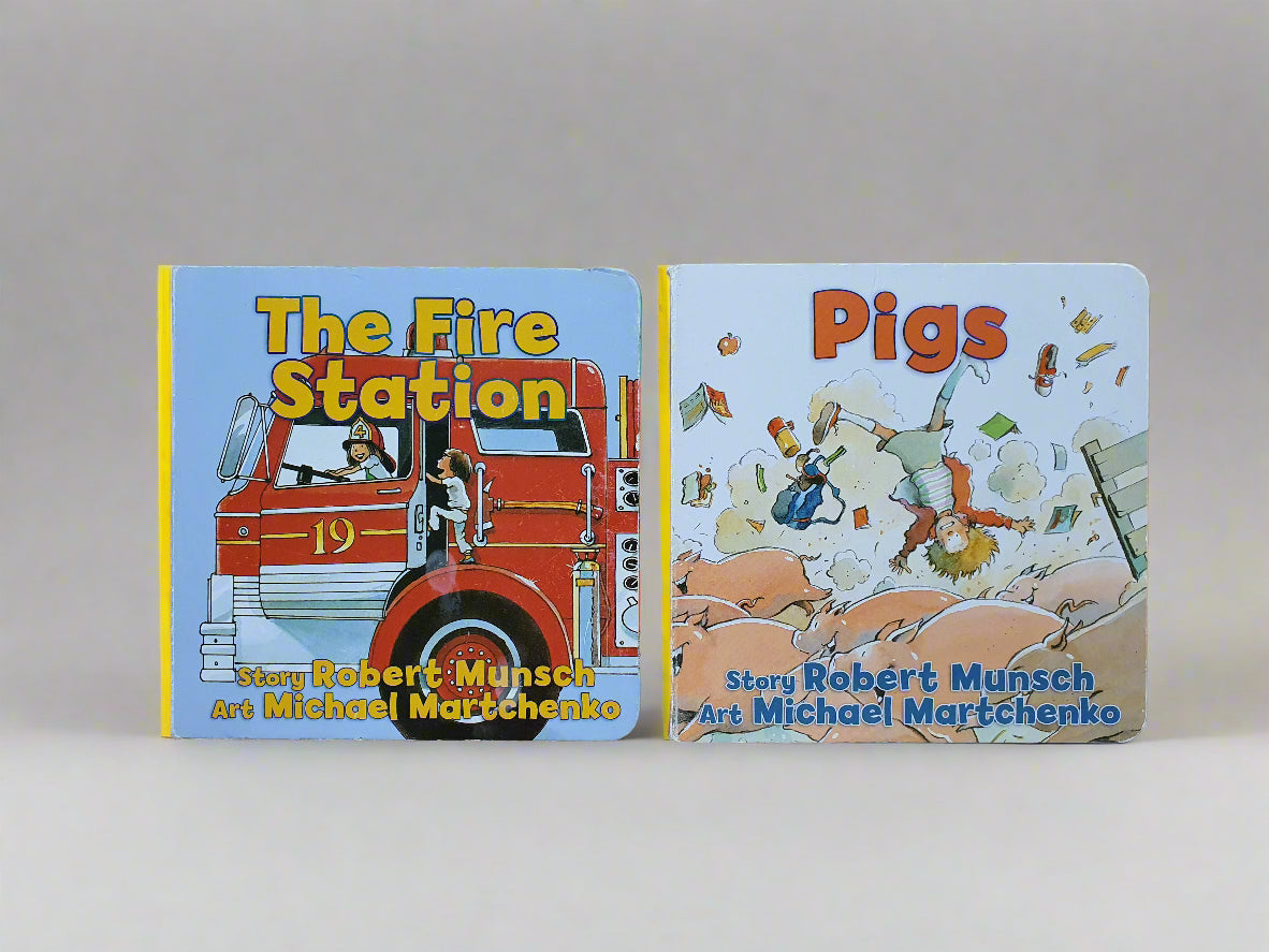 Robert Munsch Board Book Set – The Fire Station & Pigs