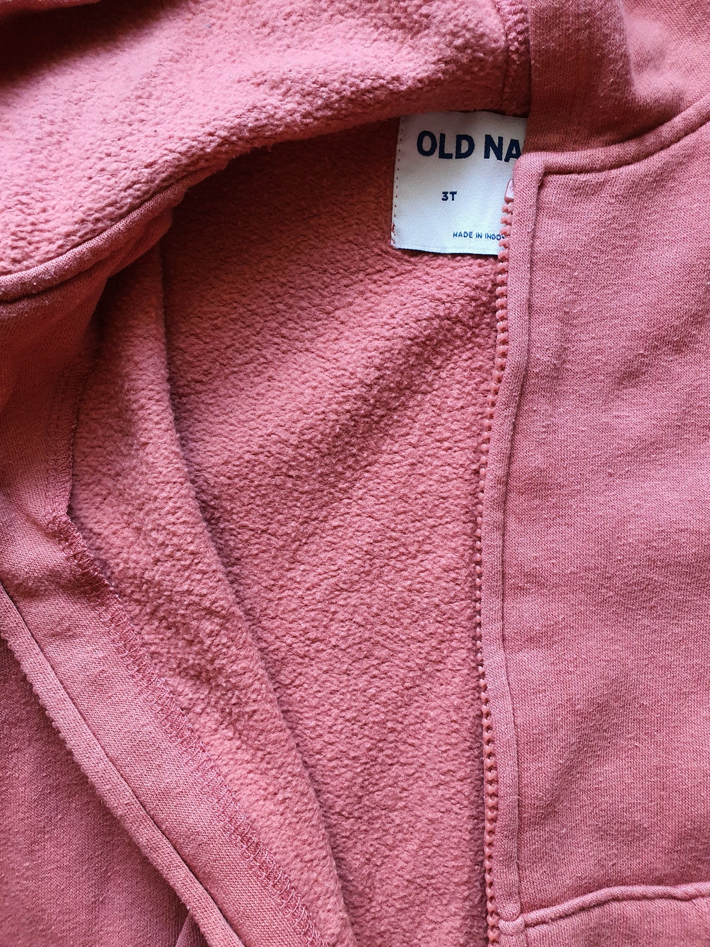 Old Navy Pink Zip-Up Hoodie – 3 Years