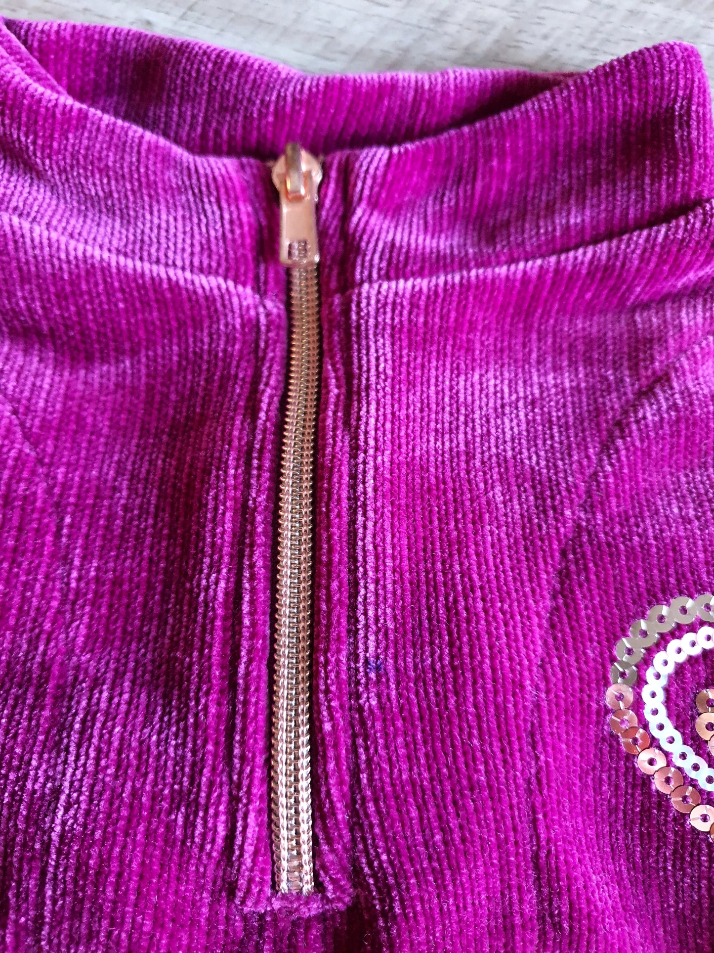 Vince Camuto Velvet Heart Pullover – 3 Years